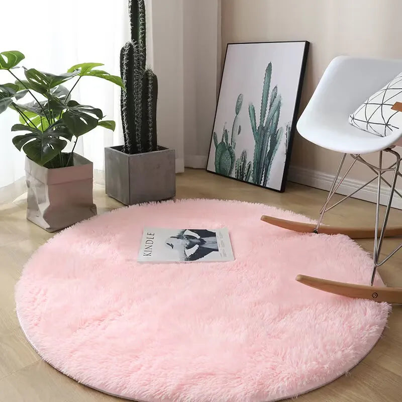 Plush Round Carpet