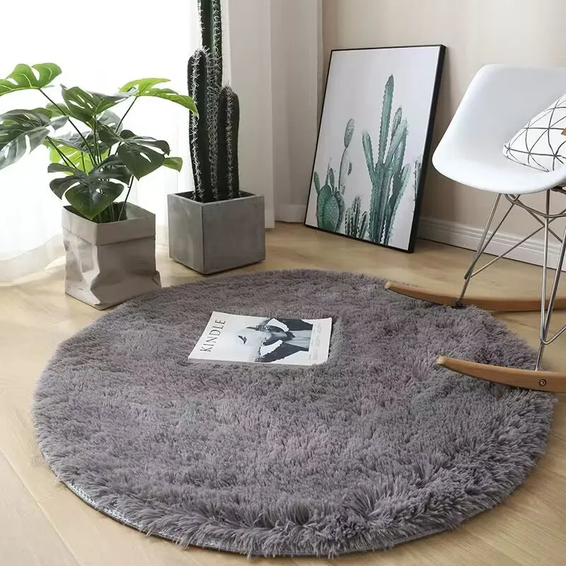 Plush Round Carpet