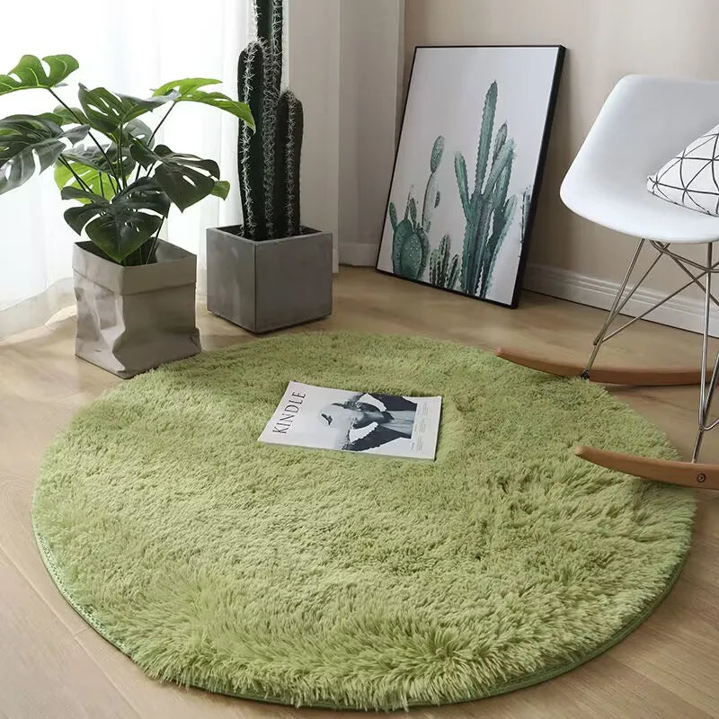 Plush Round Carpet